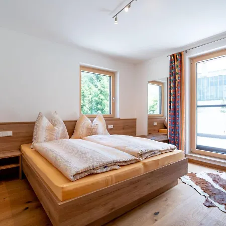 度假居 Luxurious Holiday In With Terrace